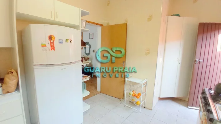 Imagem Casa com piscina em rua fechada