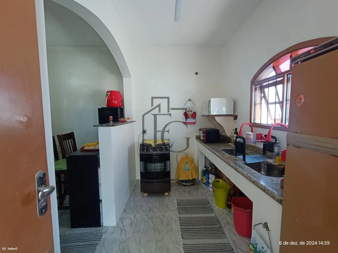 Imagem Casa para Venda em Saquarema, Boqueirão, 4 dormitórios, 1 suíte, 2 banheiros, 4 vagas