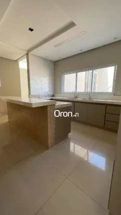 Imagem Casa à venda, 427 m² por R$ 2.990.000,00 - Condomínio Parque dos Cisnes - Goiânia/GO