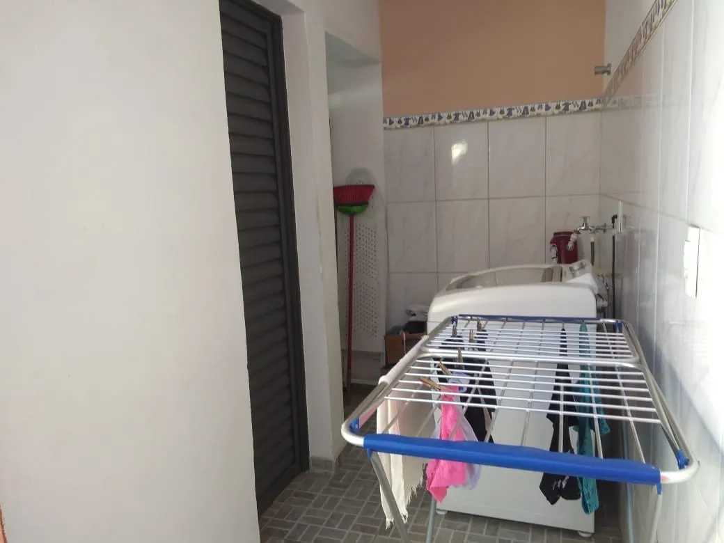 Imagem Casa à venda 2 Quartos, 1 Suite, 2 Vagas, 262M², Mantiqueira, Pindamonhangaba - SP