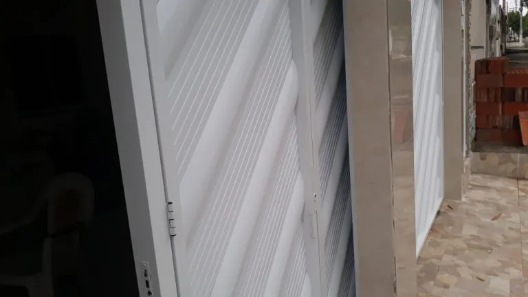 Imagem Casa com 3 Quartos à Venda, 110 m²em Itaperi - Fortaleza