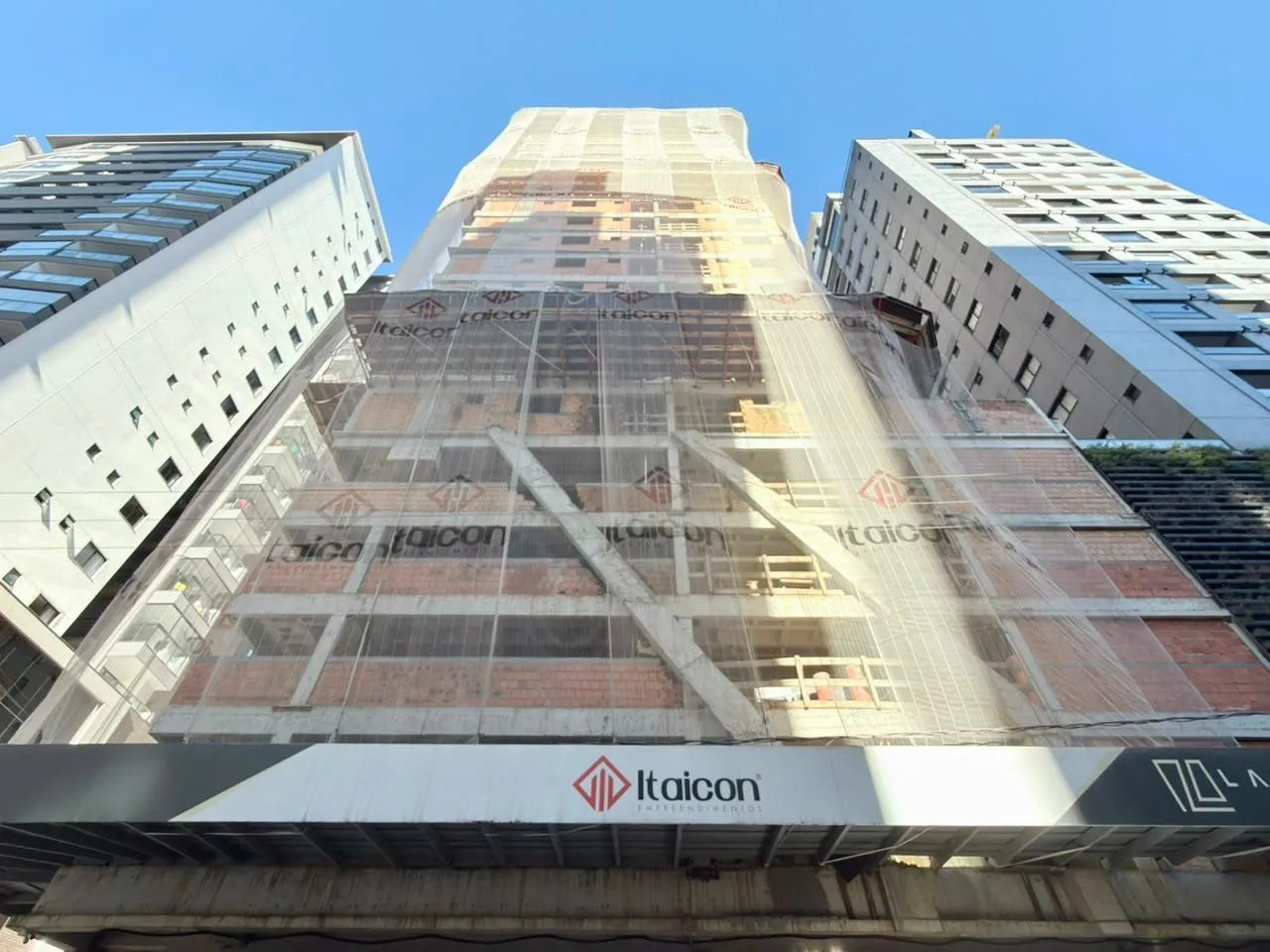 Imagem Apartamento à venda com 68m2 por R$ 900.000,00