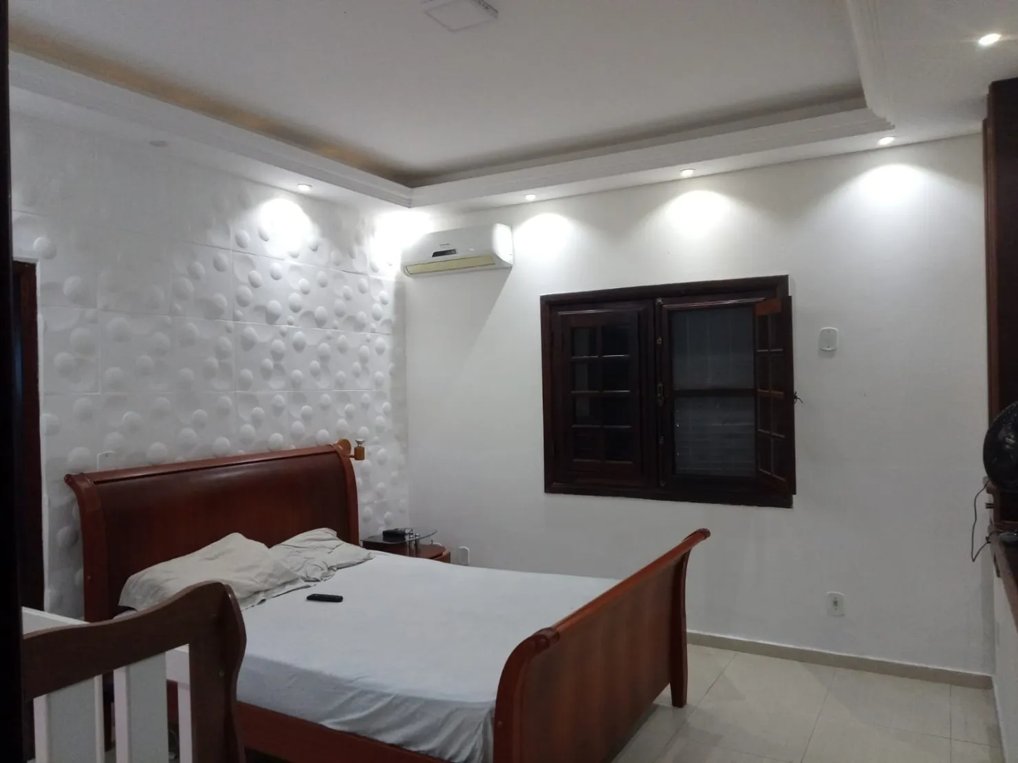 Imagem Casa à venda 4 Quartos, 2 Suites, 4 Vagas, Jardim Boa Vista, Pindamonhangaba - SP