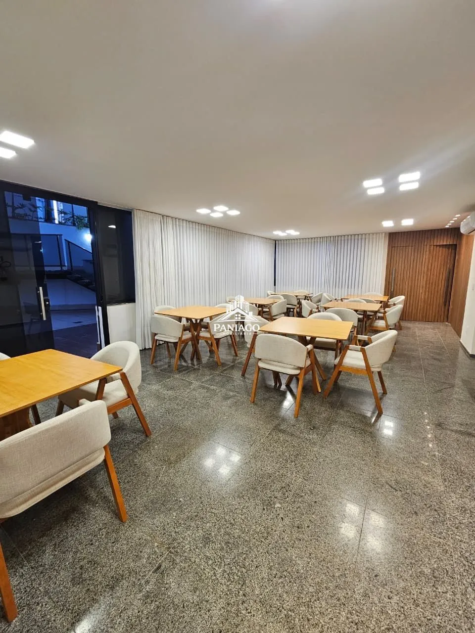 Imagem APARTAMENTO 1 POR ANDAR 3 QUARTOS 2 SUITES 261m² ED DOMUS AUREA NO CENTRO NORTE