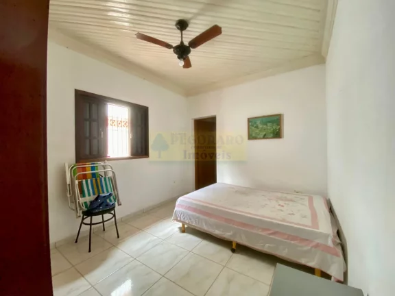 Imagem Excelente Casa de 2 Dorm a Venda no Sumaré - Caraguatatuba
