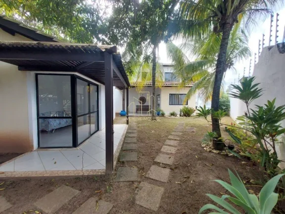 Imagem Casa em Condomínio: 4 Quartos, 3 Suítes, 3 Salas em Piatã, Salvador-BA - 230m² de Pura Elegância e Conforto!