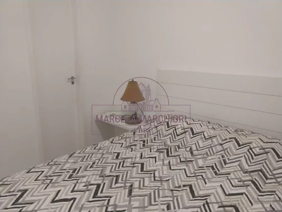 Imagem 1 quarto, 1 banheiro, frente, 1 vaga coberta