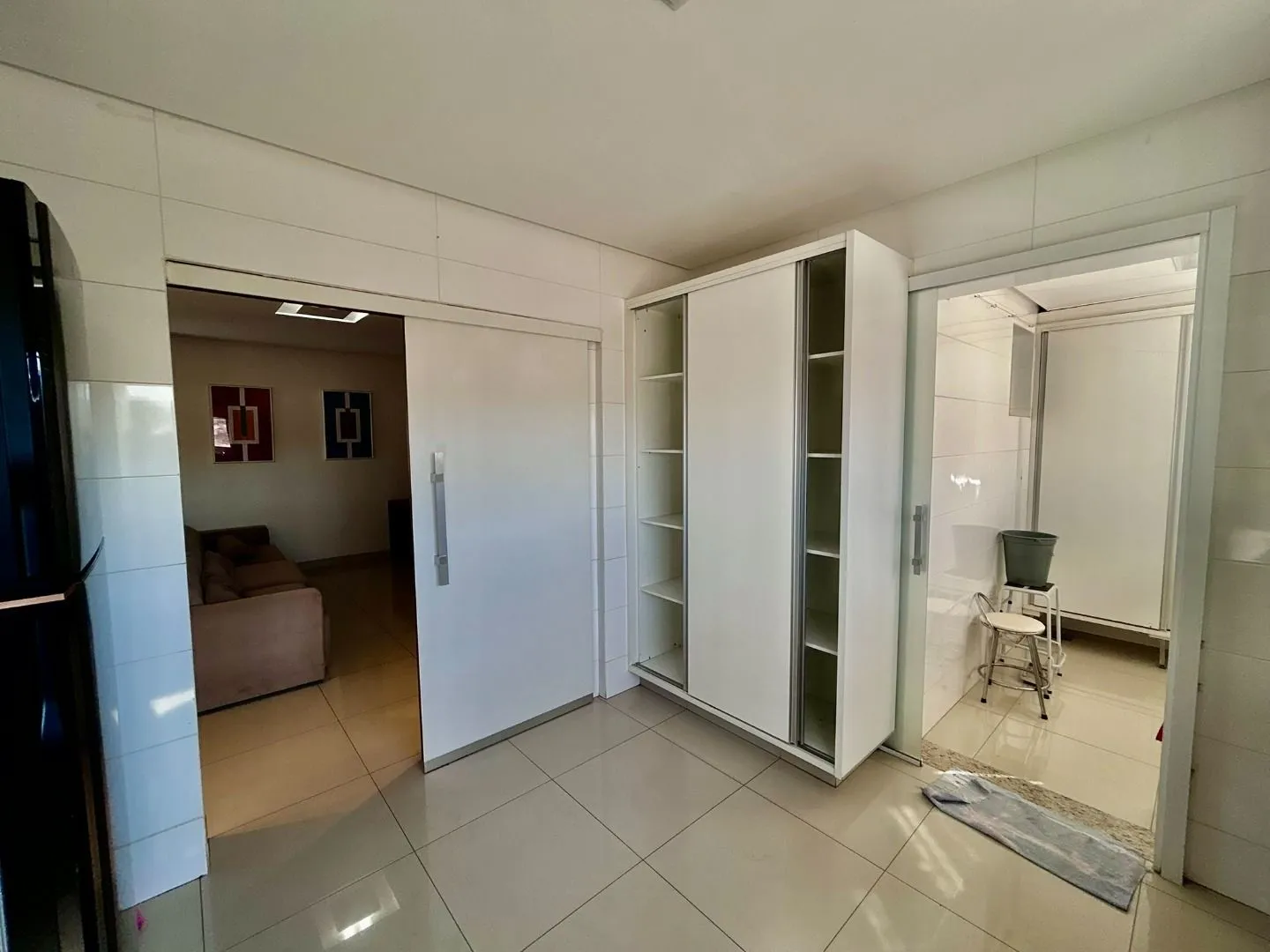 Imagem Apartamento com 3 dormitórios para alugar, 160 m² por R$ 6.800/mês - Centro - Patos de Minas/MG