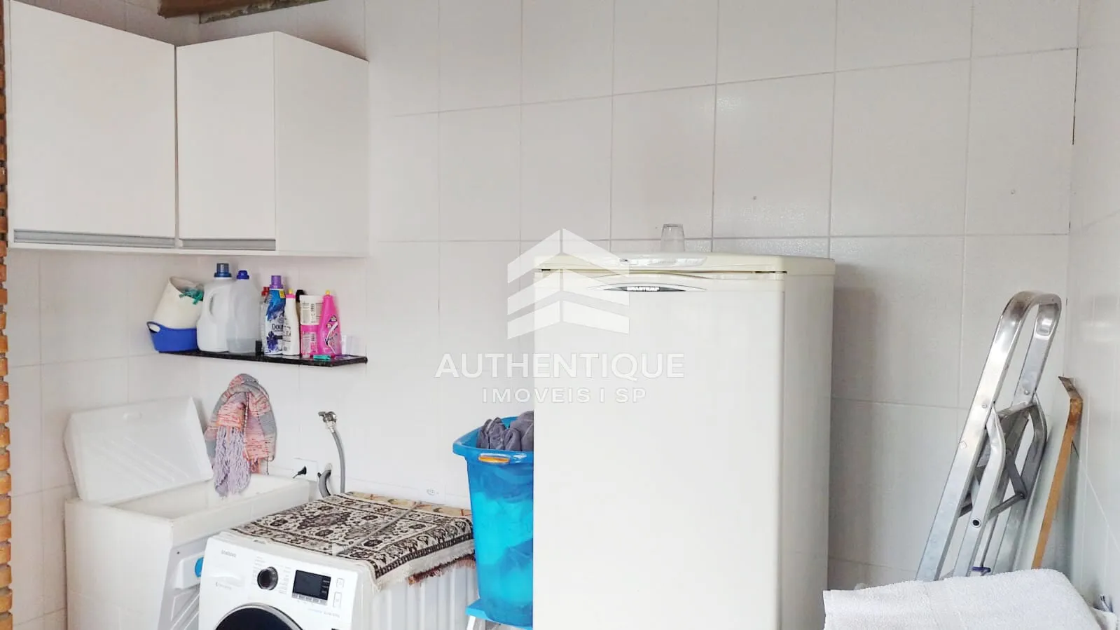 Imagem Casa Assobradada na Vila Carlos de Campos à venda