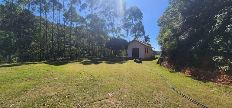 Imagem Terreno Comercial para Venda em Duas Barras, Vargem Grande, 5 dormitórios, 1 suíte, 3 banheiros