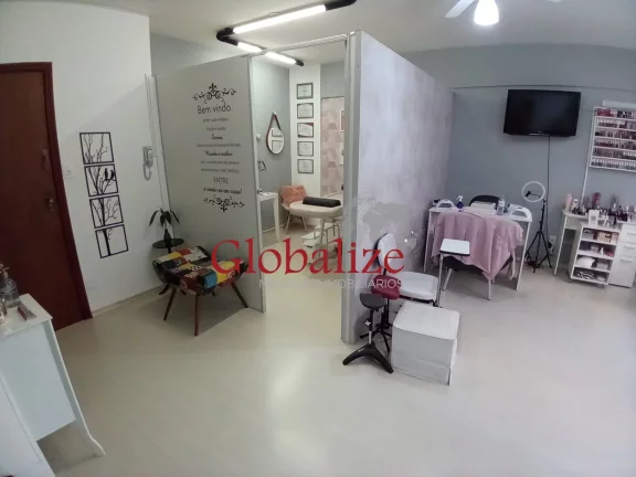 Imagem Sala comercial a venda com 48m², copa, banheiro e portaria por R$ 220.000,00