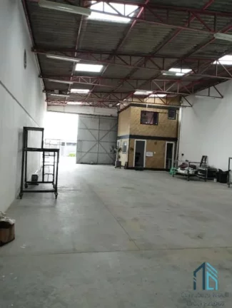 Imagem Barracão Comercial/Residencial, mais um sobrado com 110mts2, a venda em Campina Grande do Sul, PR