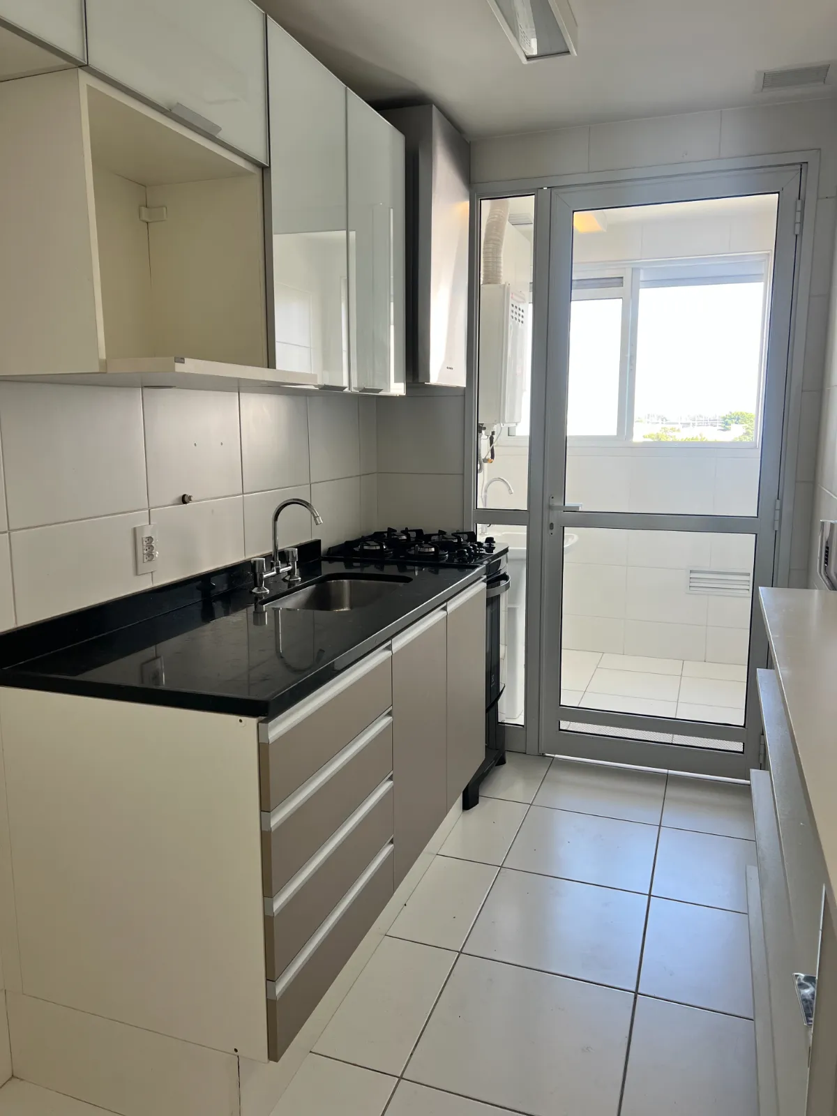 Imagem Apartamento para venda em Vila Anastácio com 2 quartos, sendo 1 suíte, 70m2