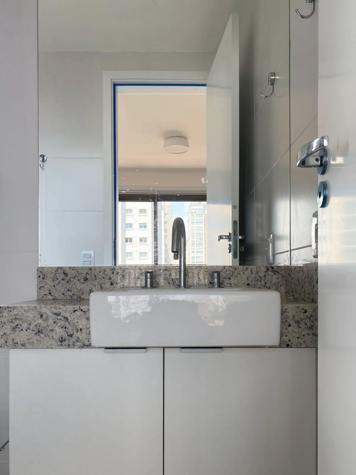 Imagem Apartamento com 2 Quartos para alugar, 85m² - Moema