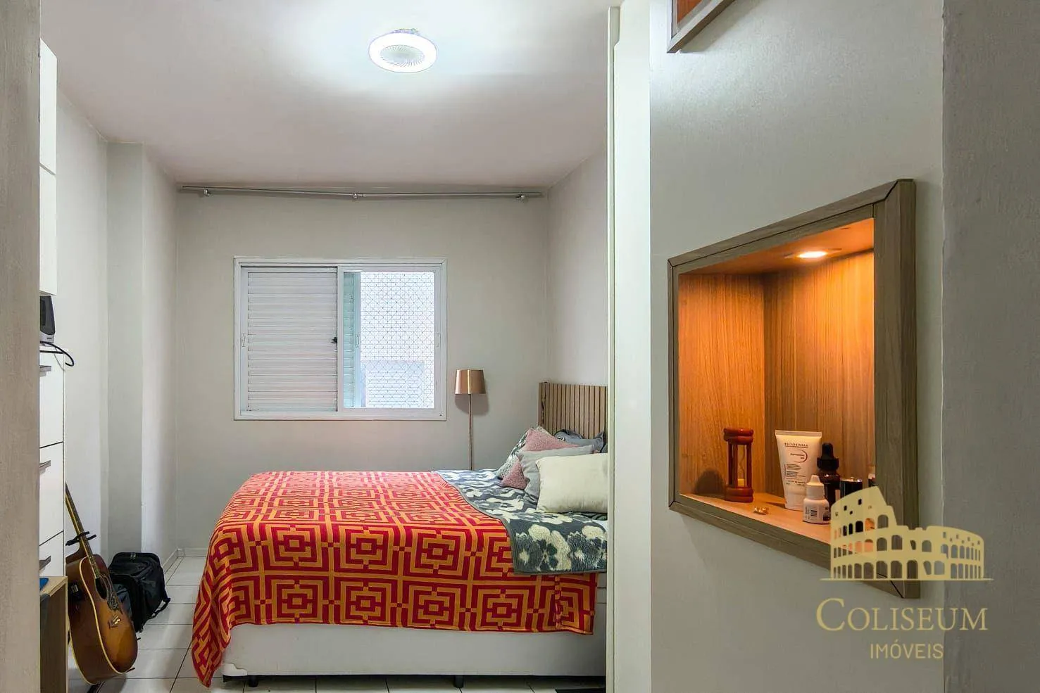 Imagem Apartamento com 1 dormitório à venda, 50 m² por R$ 305.000,00 - Vila Assunção - Praia Grande/SP