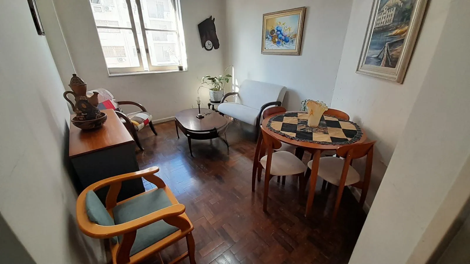 Imagem Apartamento de 2 dormitórios no Bairro Centro Histórico - Porto Alegre.