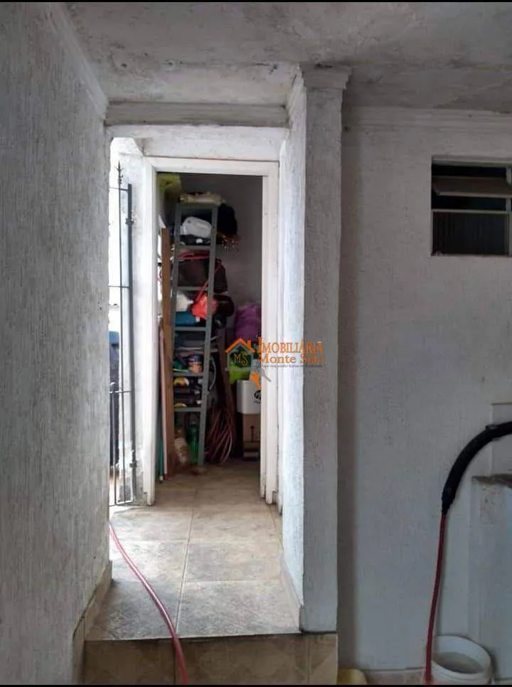 Imagem Sobrado com 3 dormitórios à venda, 140 m² por R$ 570.000,00 - Jardim São Roberto - Guarulhos/SP