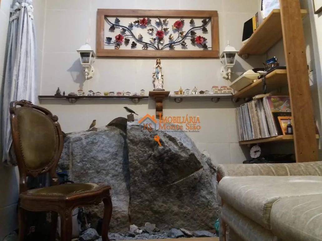 Imagem Sobrado com 4 dormitórios à venda, 172 m² por R$ 749.900,00 - Tremembé - São Paulo/SP