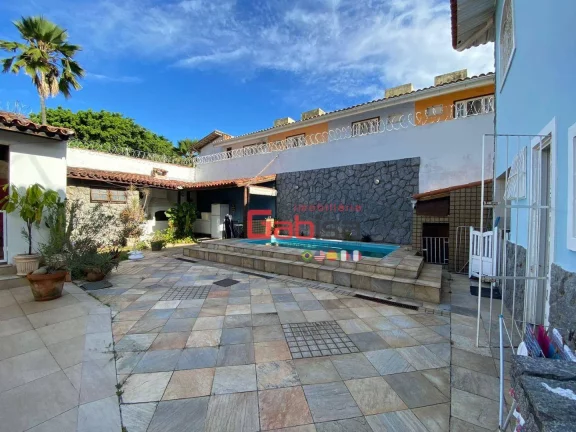 Casa com 5 dormitórios à venda, 300 m² por R$ 1.250.000,00 - Jardim Excelsior - Cabo Frio/RJ