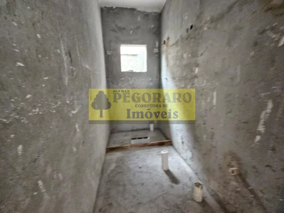 Imagem Casa de Alto Padrão em Fase de Acabamento no Pontal Santa Marina: 3 Quartos, 1 Suíte, 4 Banheiros, 157m². Próxima ao Shopping Serramar, UNITAU
