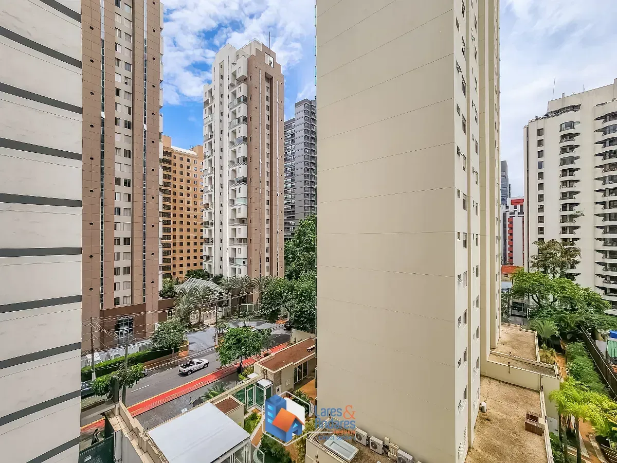 Imagem Apartamento para venda em Moema com 3 quartos, sendo 3 suítes, 95m²
