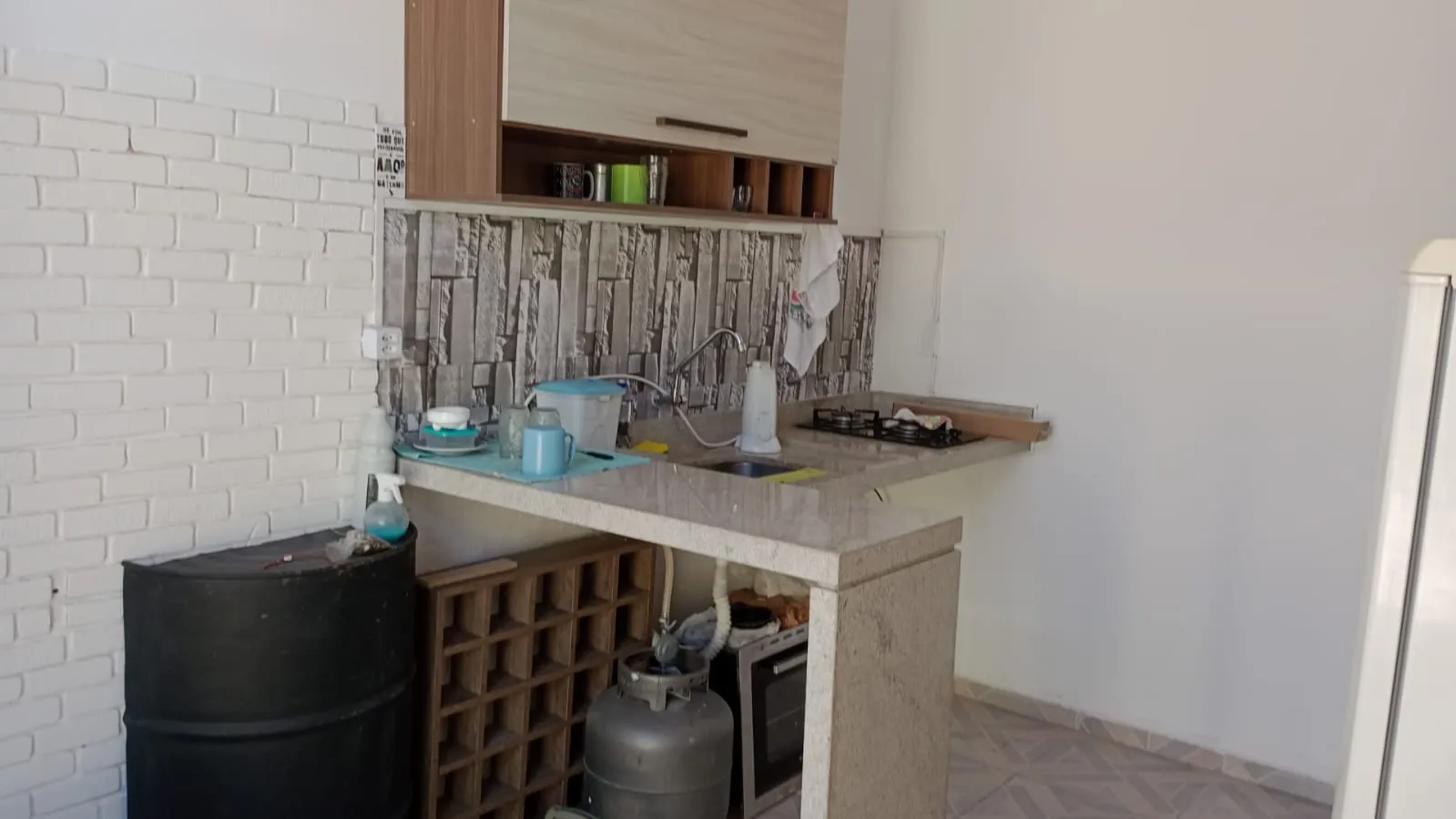Imagem Casa no Wanel Ville V com Edícula ? 3 Quartos, Aquecimento Solar e Garagem para 2 Carros