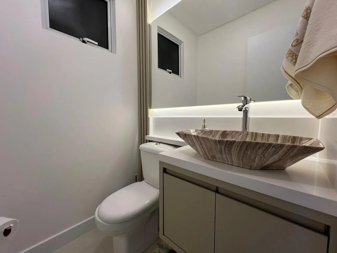 Imagem Apartamento à venda com 130m2 por R$ 2.050.000,00