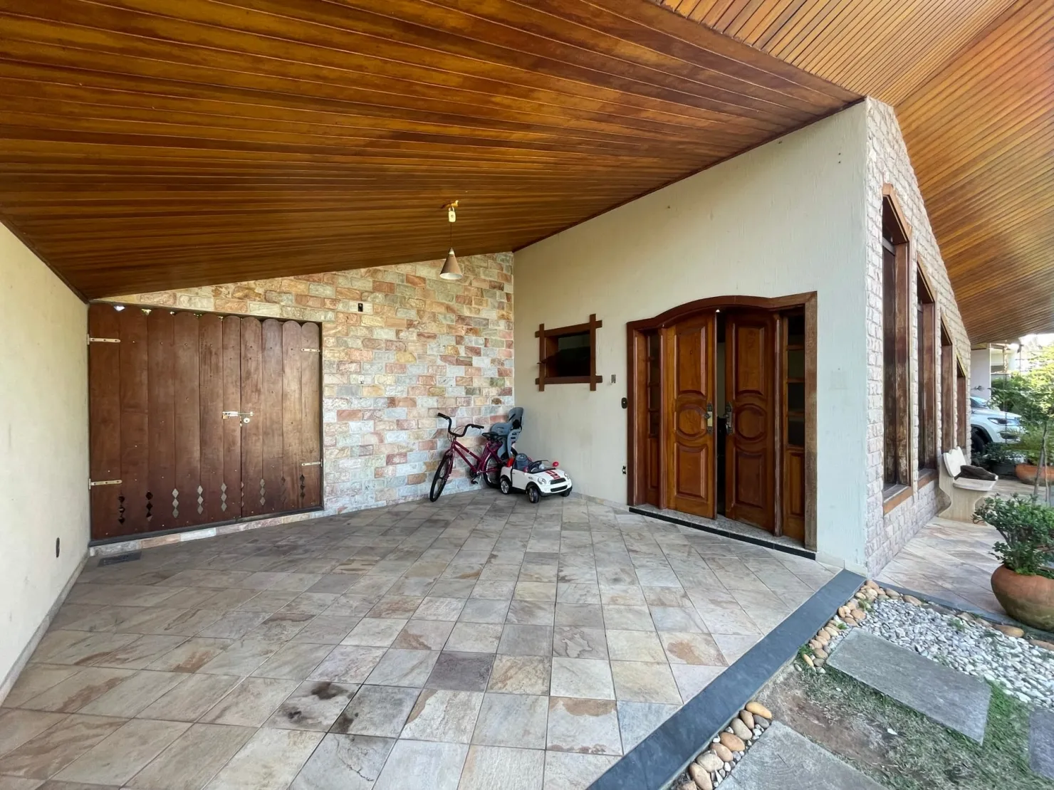 Imagem Casa à venda 6 Quartos, 2 Suites, 6 Vagas, 418M², Taubaté Village, Taubaté - SP | Condominio Taubaté Village
