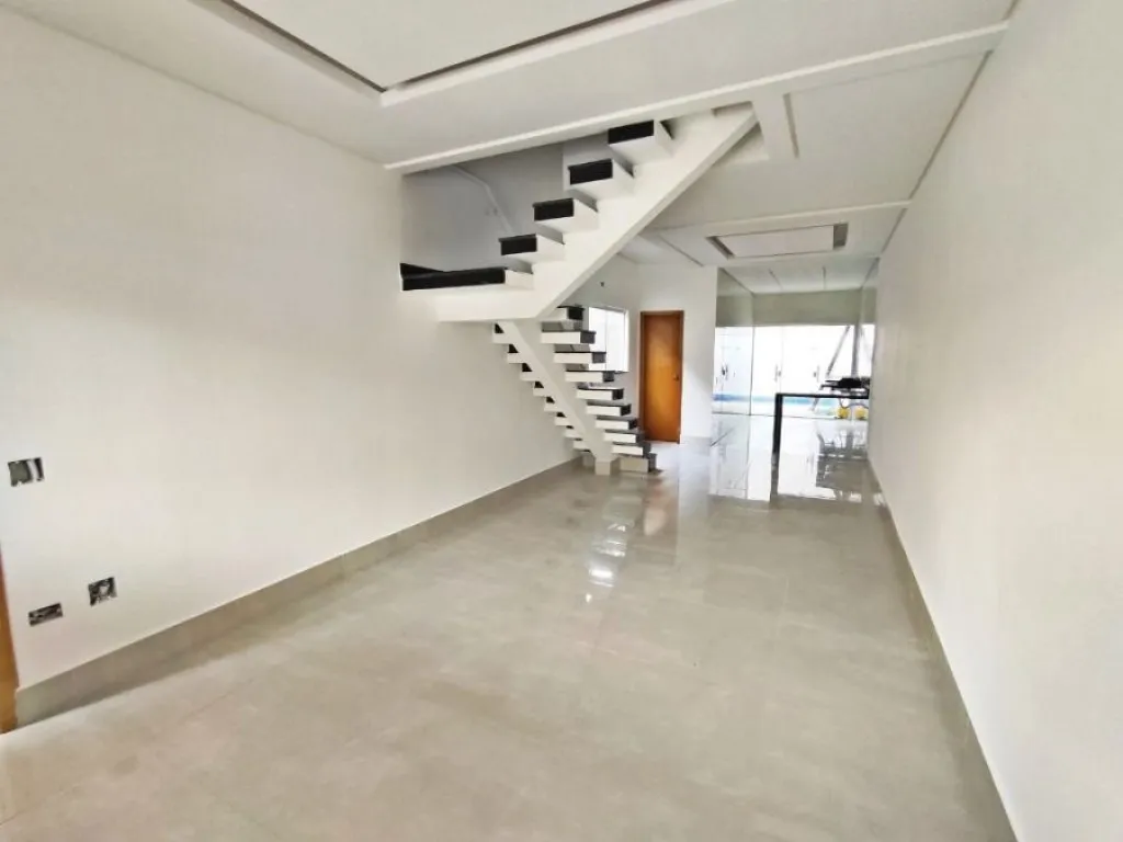 Imagem CASA COM 130,00 m² - OCIAN - PRAIA GRANDE SP