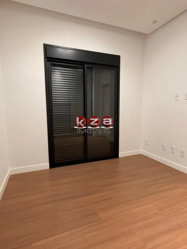 Imagem Casa de luxo à venda em Paulínia-SP, Condomínio Residencial Royal Garden: 3 quartos, 3 suítes, 2 salas, 4 vagas de garagem, 186m².