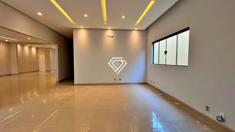 Imagem Sobrado 4 Quartos, 378 m² c/ Lazer à Venda na 106 Norte