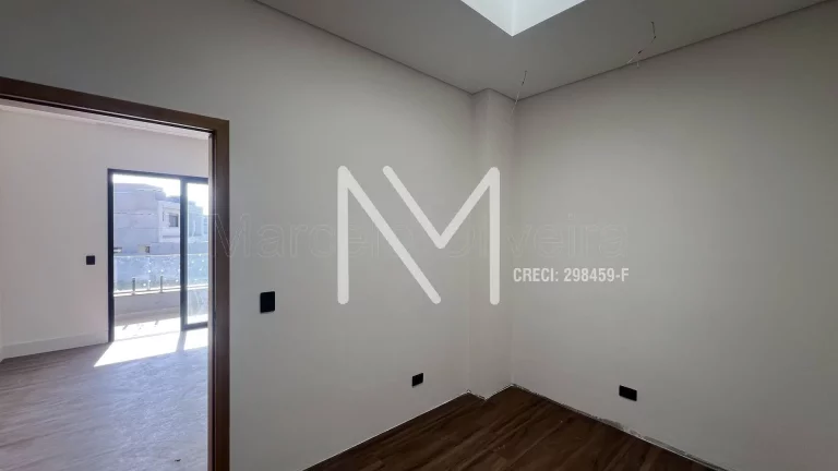 Imagem Casa Sobrado à venda 4 Quartos 4 Suítes 258m² Condomínio - Bairro Floresta