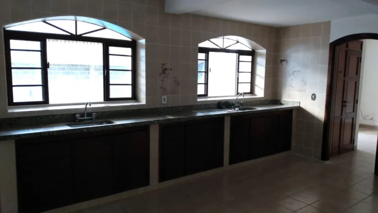Imagem Casa/Salão, venda e compra, Santa Terezinha, Várzea Paulista