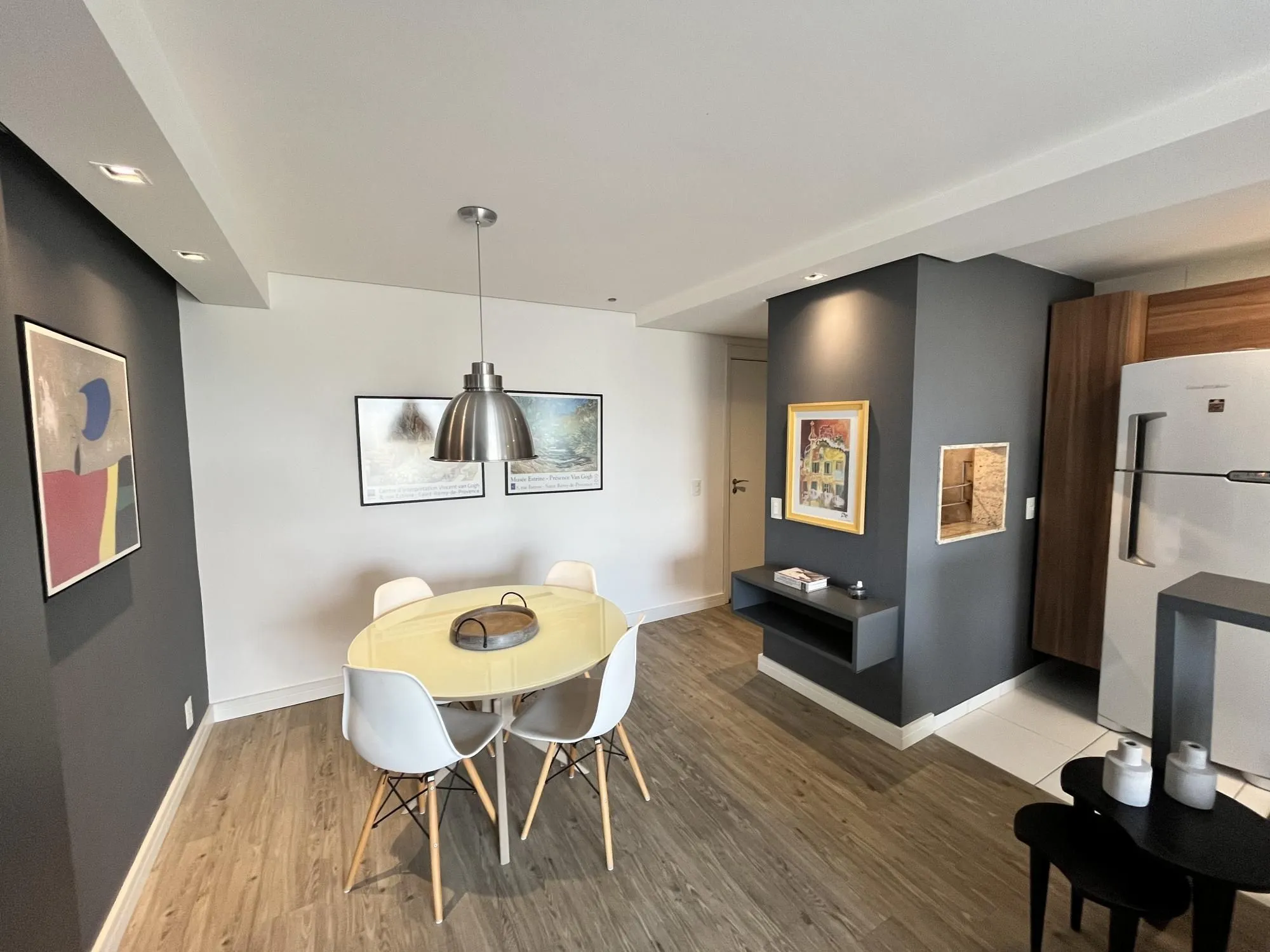 Imagem Apartamento de 2 quartos, transformados em 1 e vaga de garagem bairro S. Geraldo