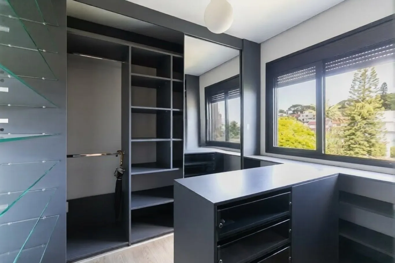 Imagem Apartamento de 2 quartos, suíte e 1 vaga de garagem no bairro Chácara das Pedras