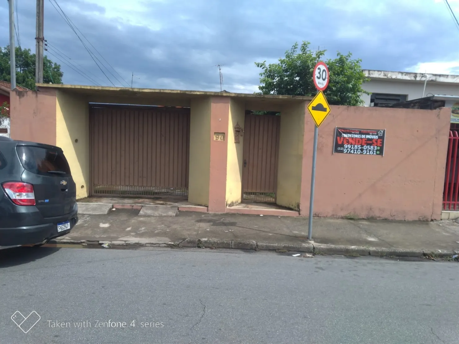 Imagem Casa à venda 2 Quartos, 1 Suite, 3 Vagas, 300M², Jardim Gurilândia, Taubaté - SP