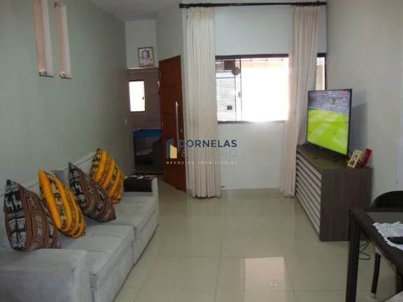 Imagem SOBRADO COM 4 QUARTOS RIACHO FUNDO 1 ESTUDA TROCA POR IMÓVEL NO GUARÁ