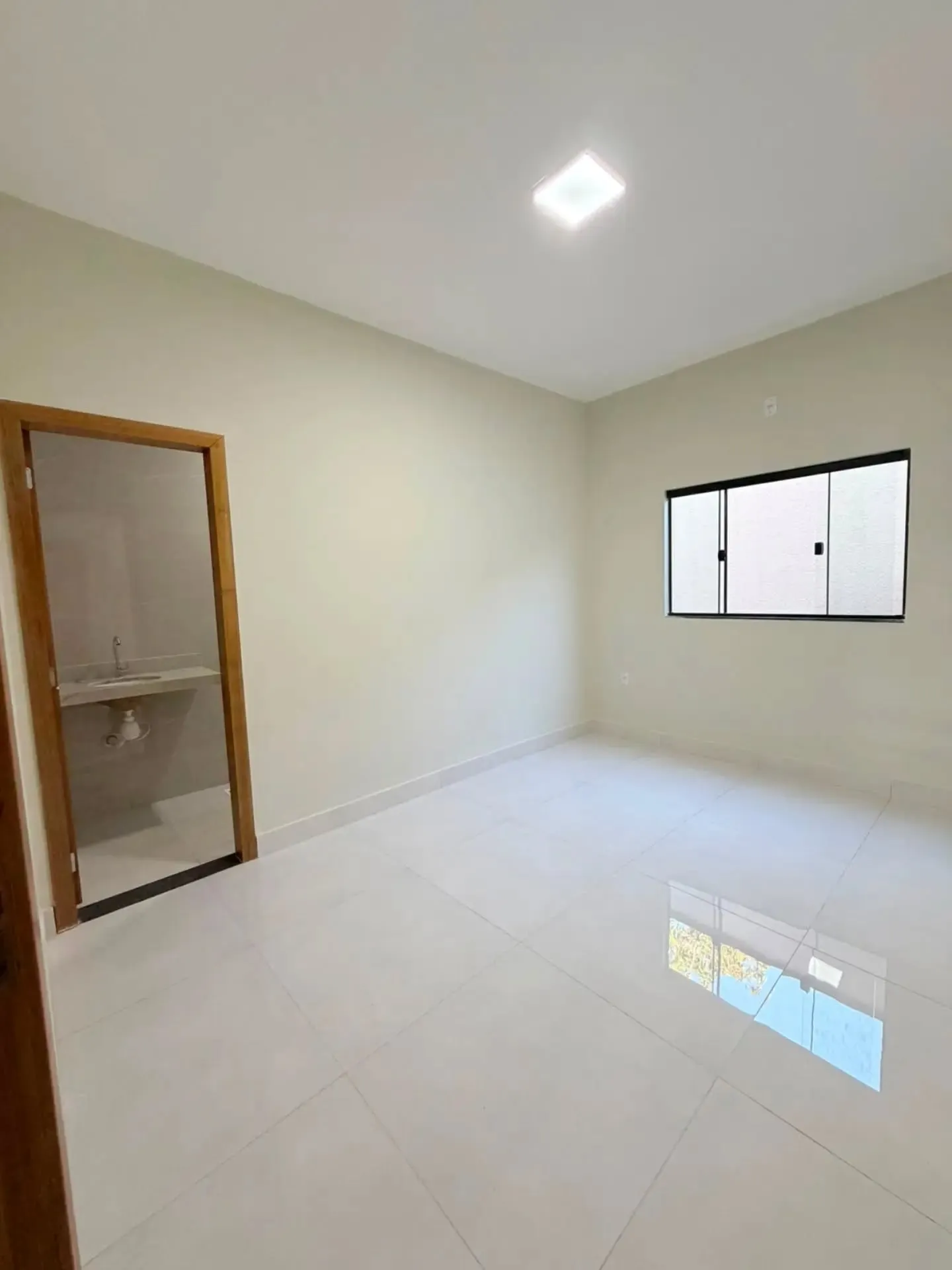Imagem Casa 3/4 Sendo 1 Suite No Conde Dos Arcos