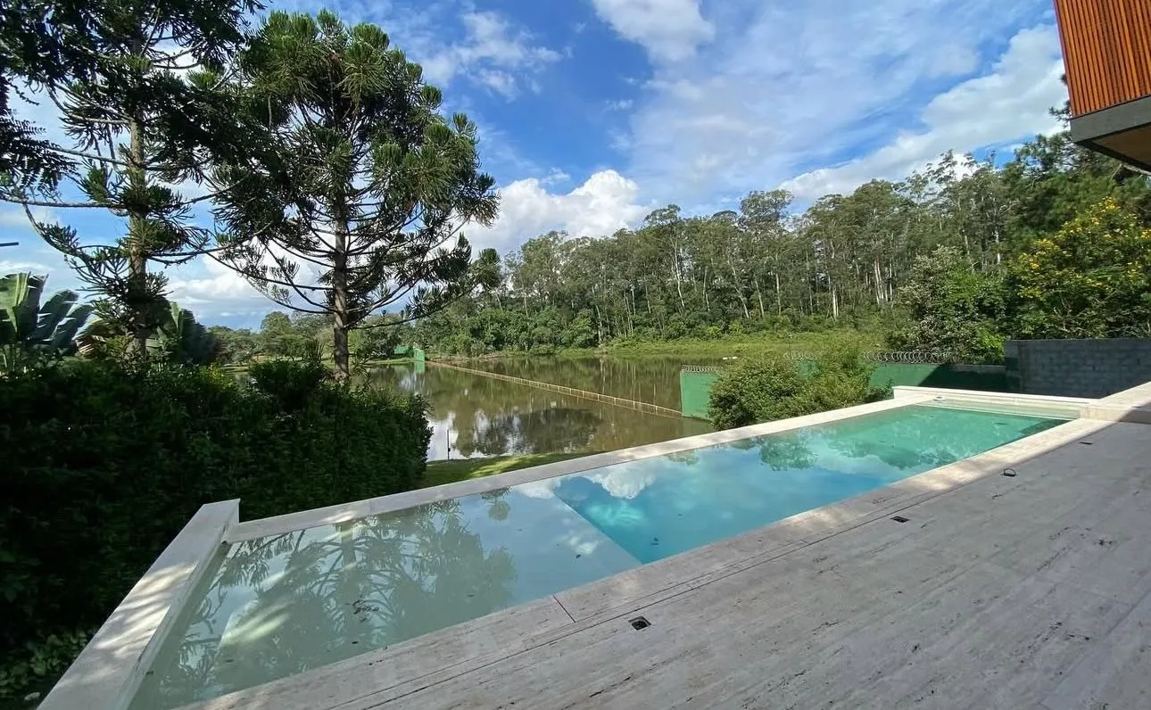 Imagem Casa 700m² à venda condomínio Lago Azul