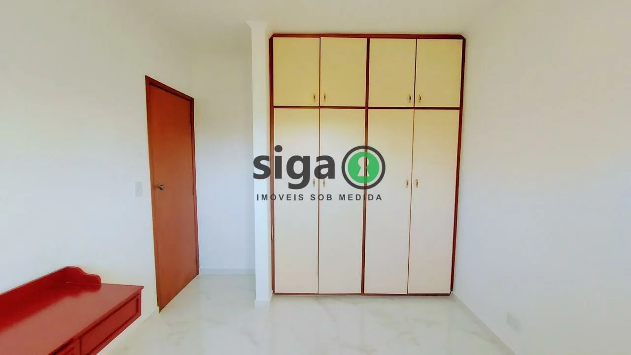 Imagem Casa Reformada à Venda ? 300m², Terreno Amplo, Acabamento de Alto Padrão e Localização Privilegiada