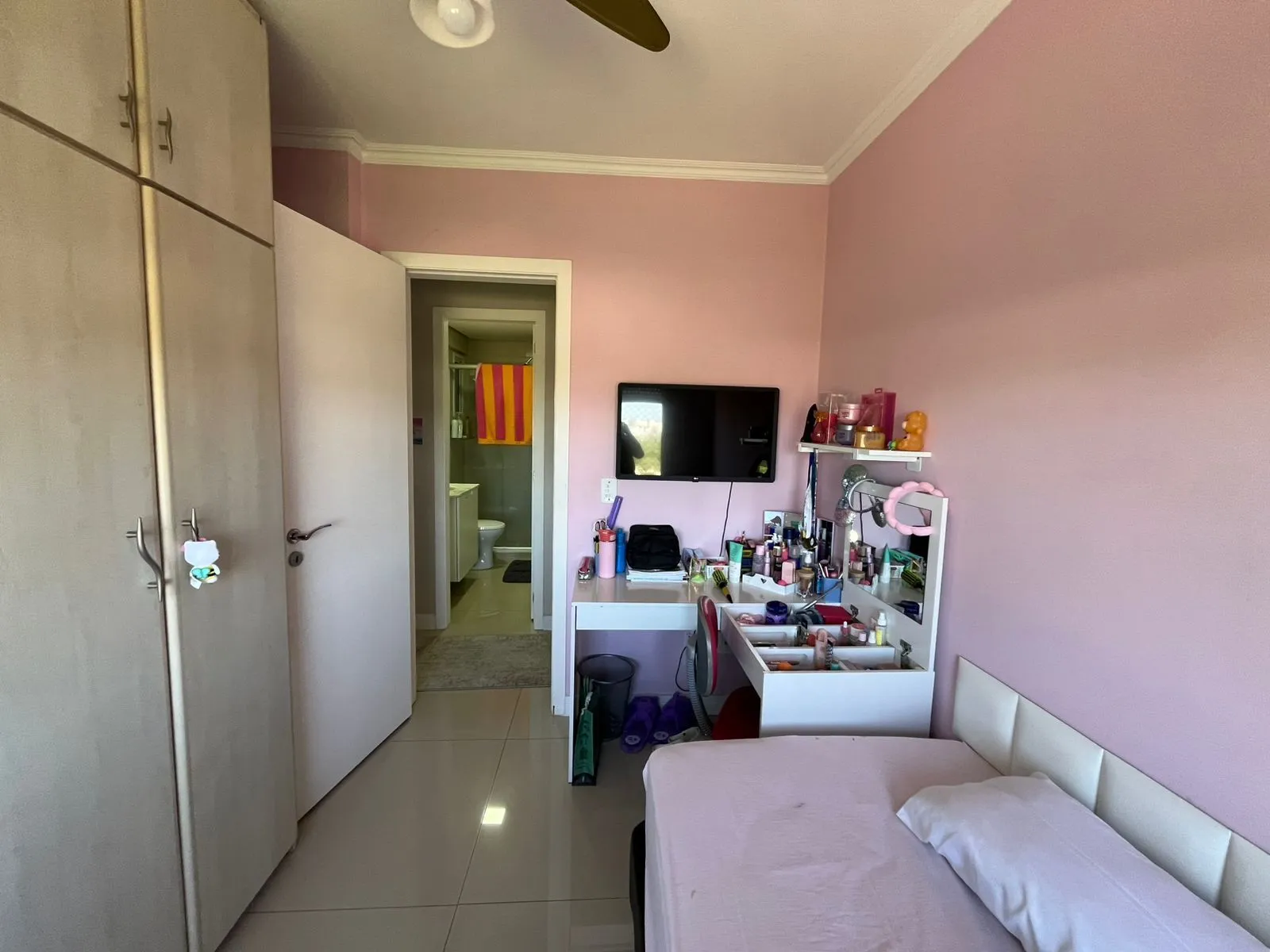 Imagem Apartamento de 3 quartos a venda no Forest Park