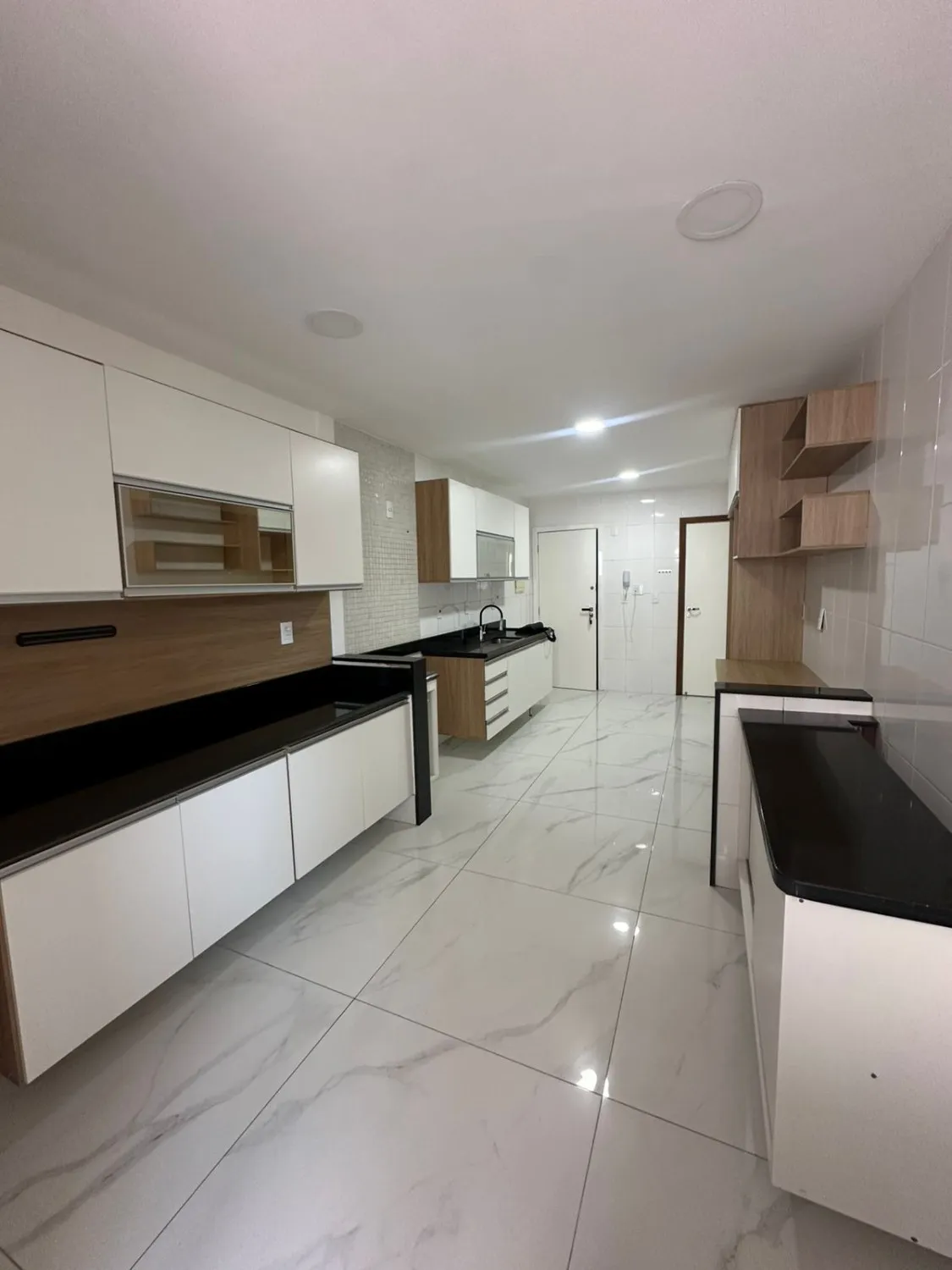 Imagem Apartamento com 4 quartos à venda em Vila Velha