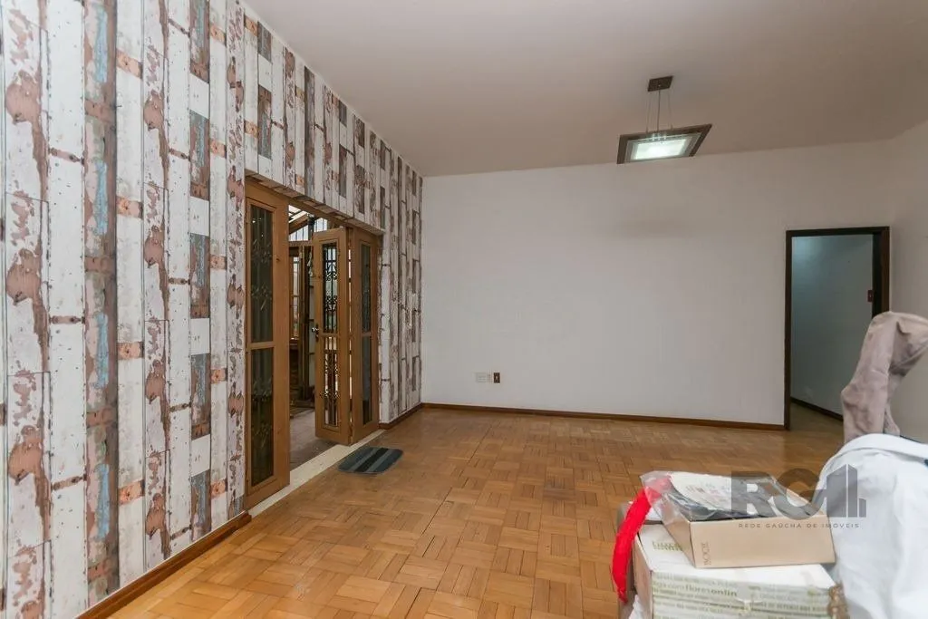 Imagem Excelente casa de 150m² com 3 dormitórios e 2 vagas.