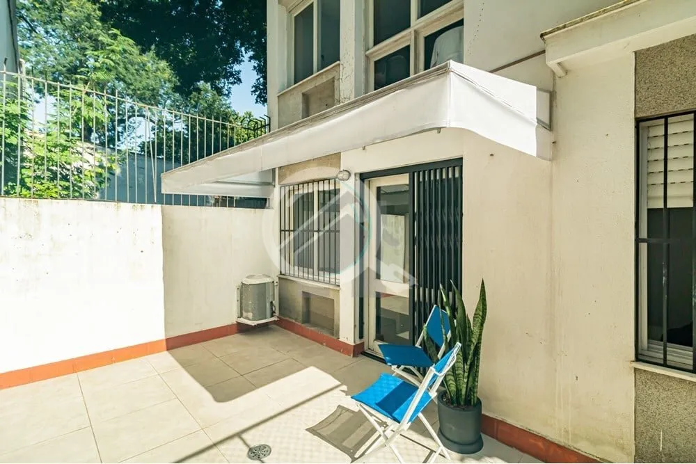 Imagem Lindo e amplo e iluminado garden. Localizado: Av. Coronel Lucas De Oliveira. Bairro: Petrópolis Loc...
