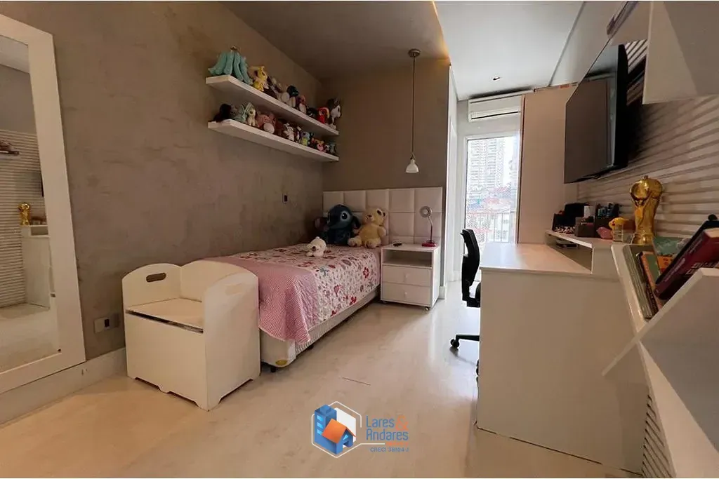 Imagem Casa em Condomínio à venda 3 Quartos 3 Suites 4 Vagas 229M² Jardim Londrina São Paulo - SP