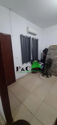Imagem Casa para Venda em Limeira, Parque Residencial Abílio Pedro, 3 dormitórios, 1 suíte, 2 banheiros, 3 vagas