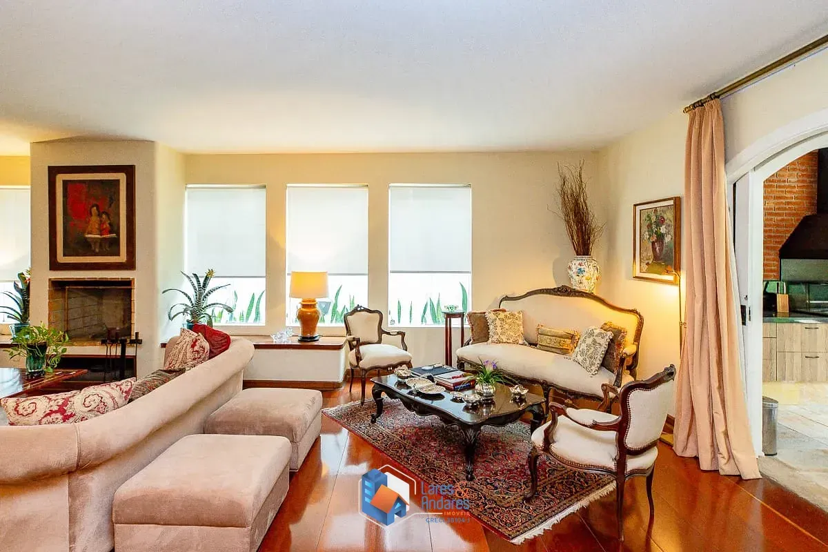 Imagem Casa para venda em Jardim Leonor com 4 quartos, sendo 2 suítes, 600m²
