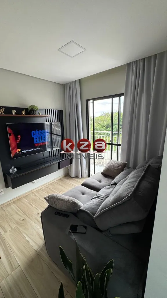 Foto do imóvel Apartamento à venda em Vinhedo-SP, bairro Marambaia: 2 quartos, 1 sala, 1 banheiro, 2 vagas de garagem. 48m² de área.