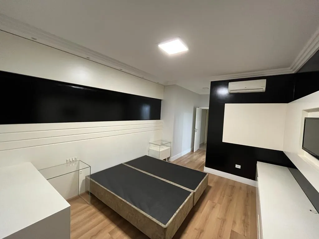 Imagem Casa 218m Umuarama-PR 2
