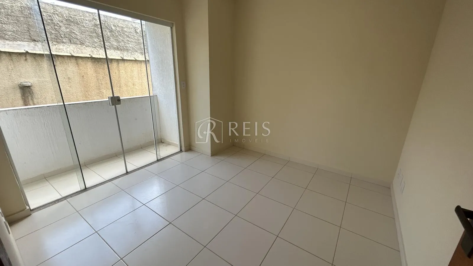 Imagem Apartamento para Venda em Rio das Ostras, Enseada das Gaivotas, 2 dormitórios, 1 banheiro, 1 vaga